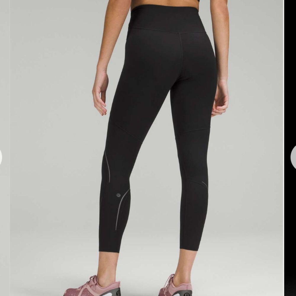 Nwt! Lululemon base pace hi-rise reflective tight 25" black